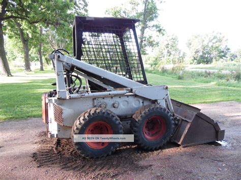 clark 610 skid steer|bobcat 610 weight capacity.